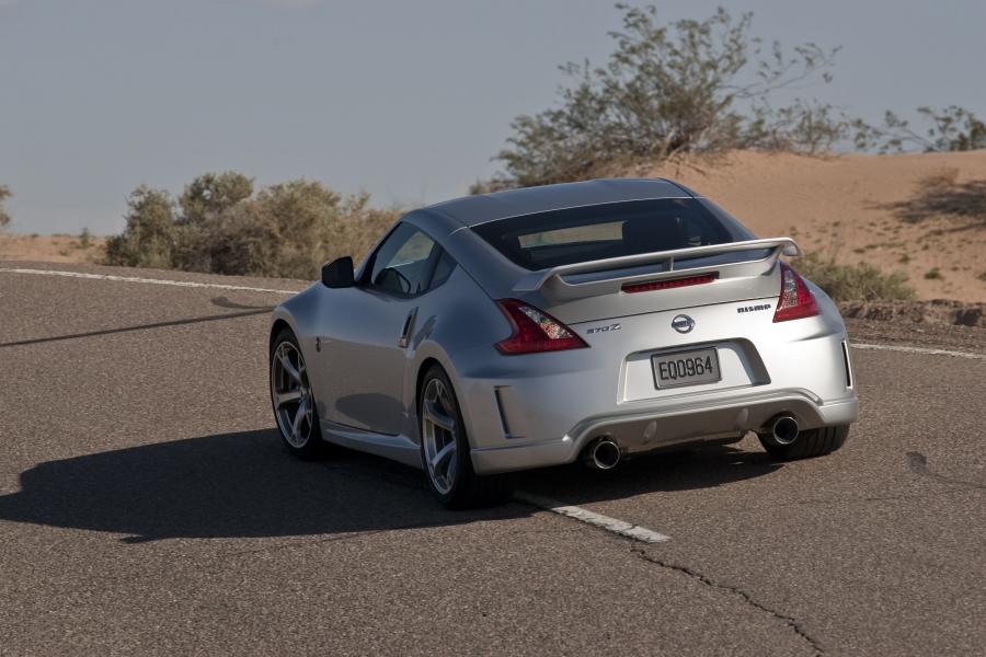  Nissan 370Z by Nismo 2009 года  (фото 38 из 50)